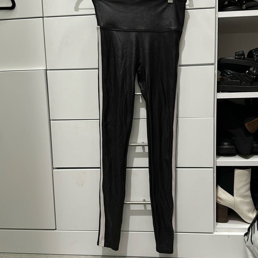 Spanx shinny leggings with white stripe